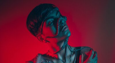 https://artilore.com/wp-content/uploads/2024/06/showcase-details-2-6.jpg